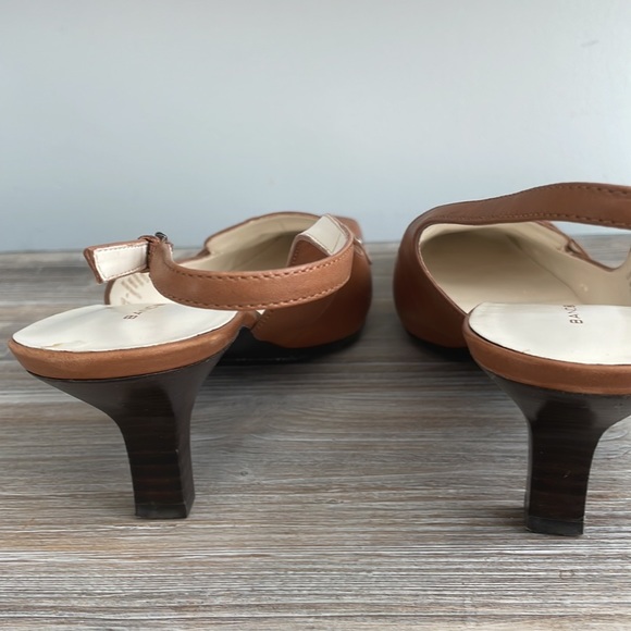 Bandolino leather sling back heels - Picture 3 of 5